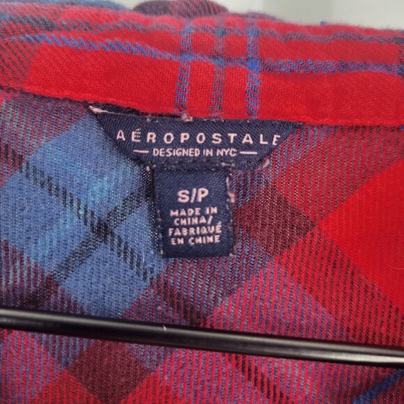 Aeropostale Womens Sz S Long Sleeve Button Up Plaid Shirt Red Blue Purple - Picture 3 of 4